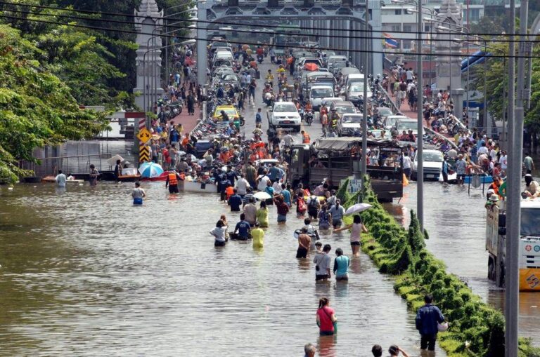 Asia, alluvioni e frane: 1.800 morti e milioni di sfollati in Sri Lanka, Indonesia e Thailandia