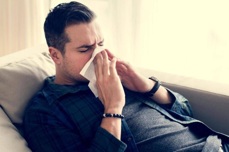 Influenza, Europa nella morsa del super virus: stagione precoce e casi in aumento
