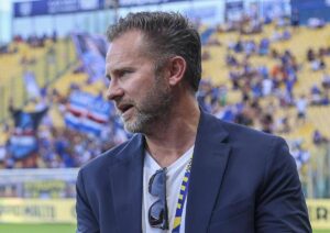 Letame davanti casa del Ceo della Sampdoria. Il club scosso: “Superato ogni limite”